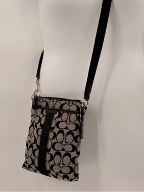 Coach Signature Authentic Canvas Crossbody Black Gray Stripe Bag